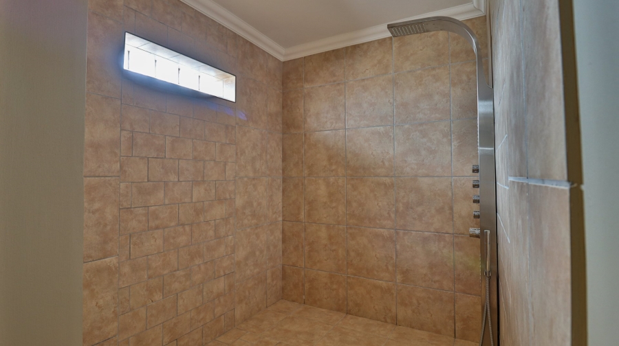 6 Bedroom Property for Sale in Moquini Coastal Estate Western Cape